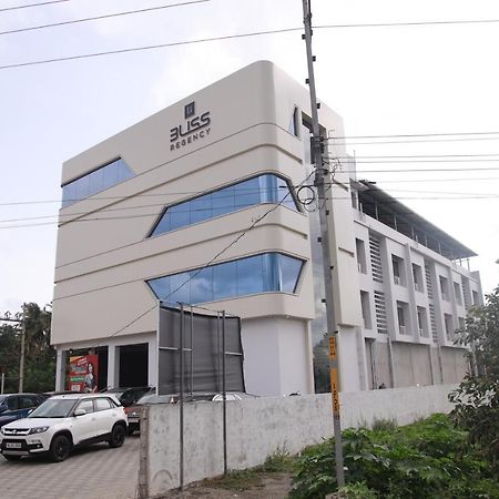 Bliss Regency Business Hotel Palakkad Bagian luar foto